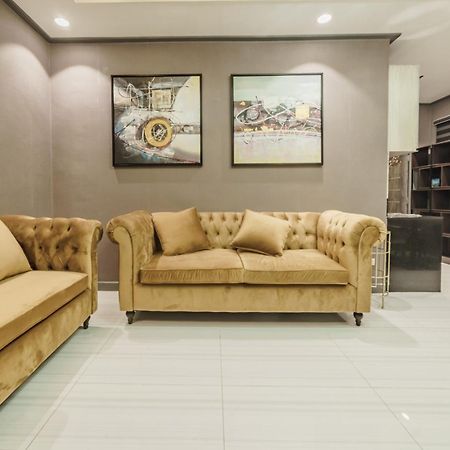 Robertson Hotel Нага Экстерьер фото