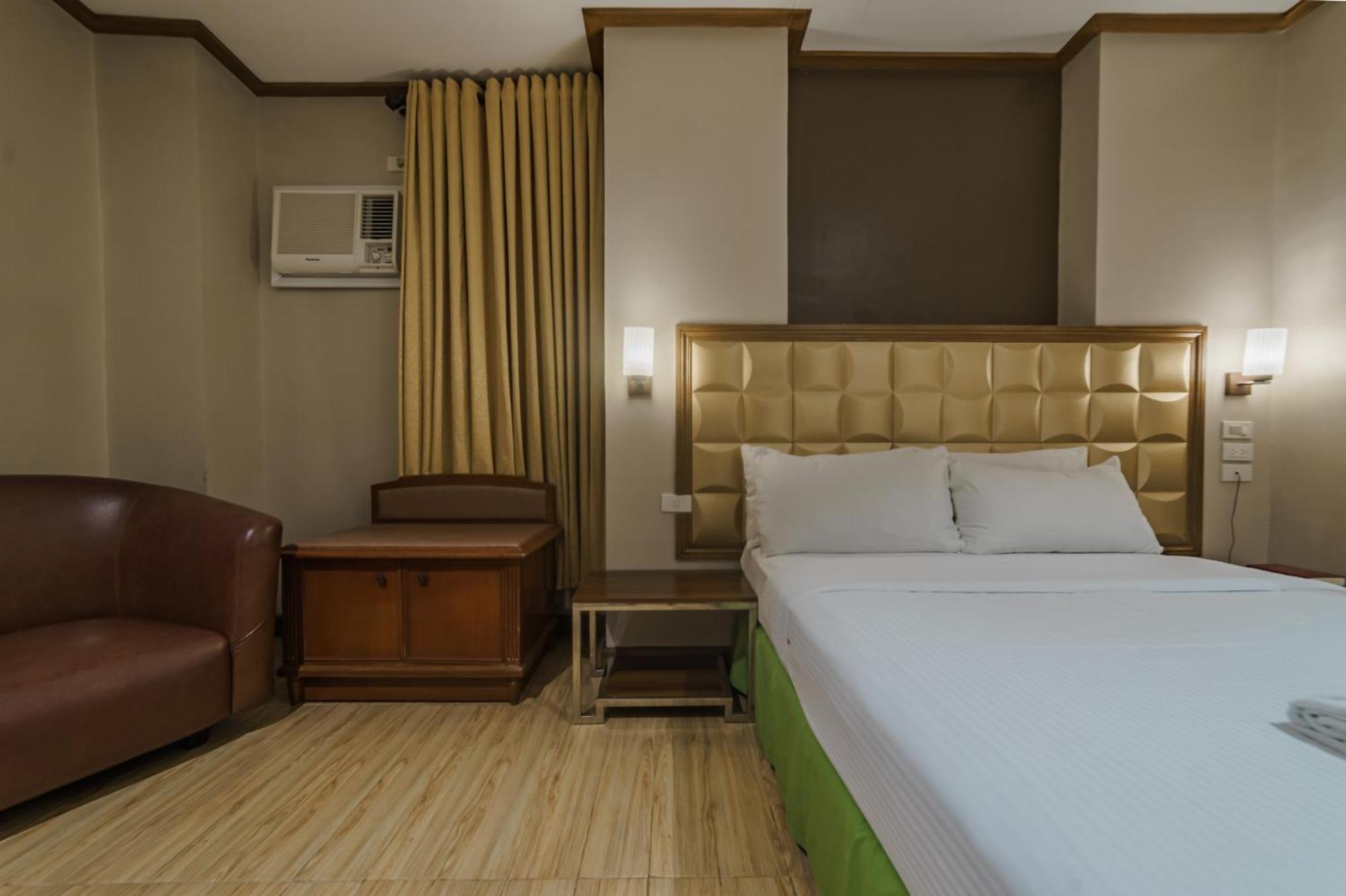 Robertson Hotel Нага Экстерьер фото
