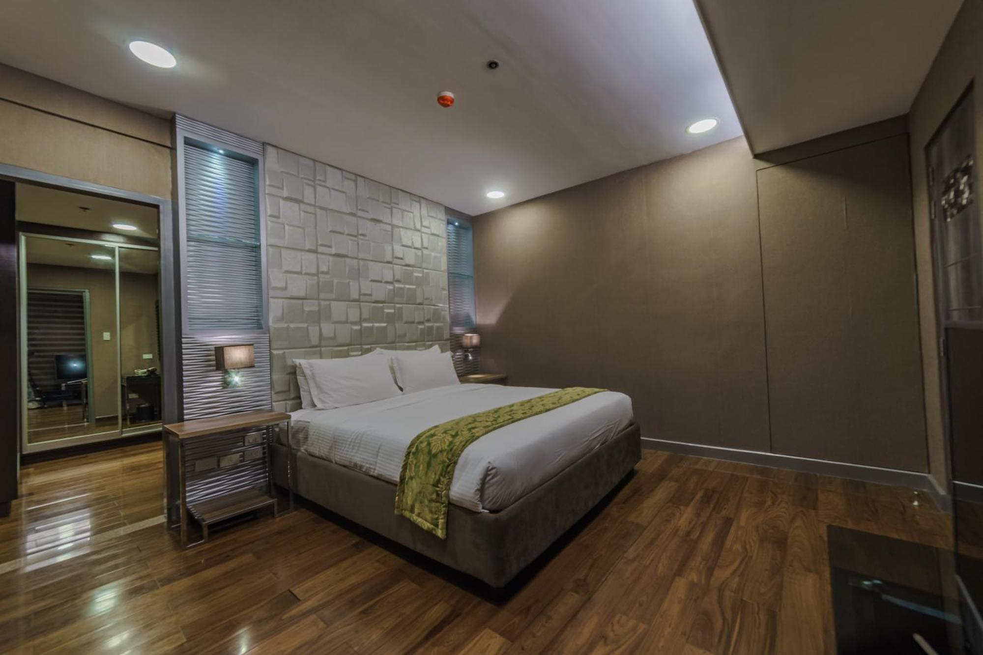 Robertson Hotel Нага Экстерьер фото