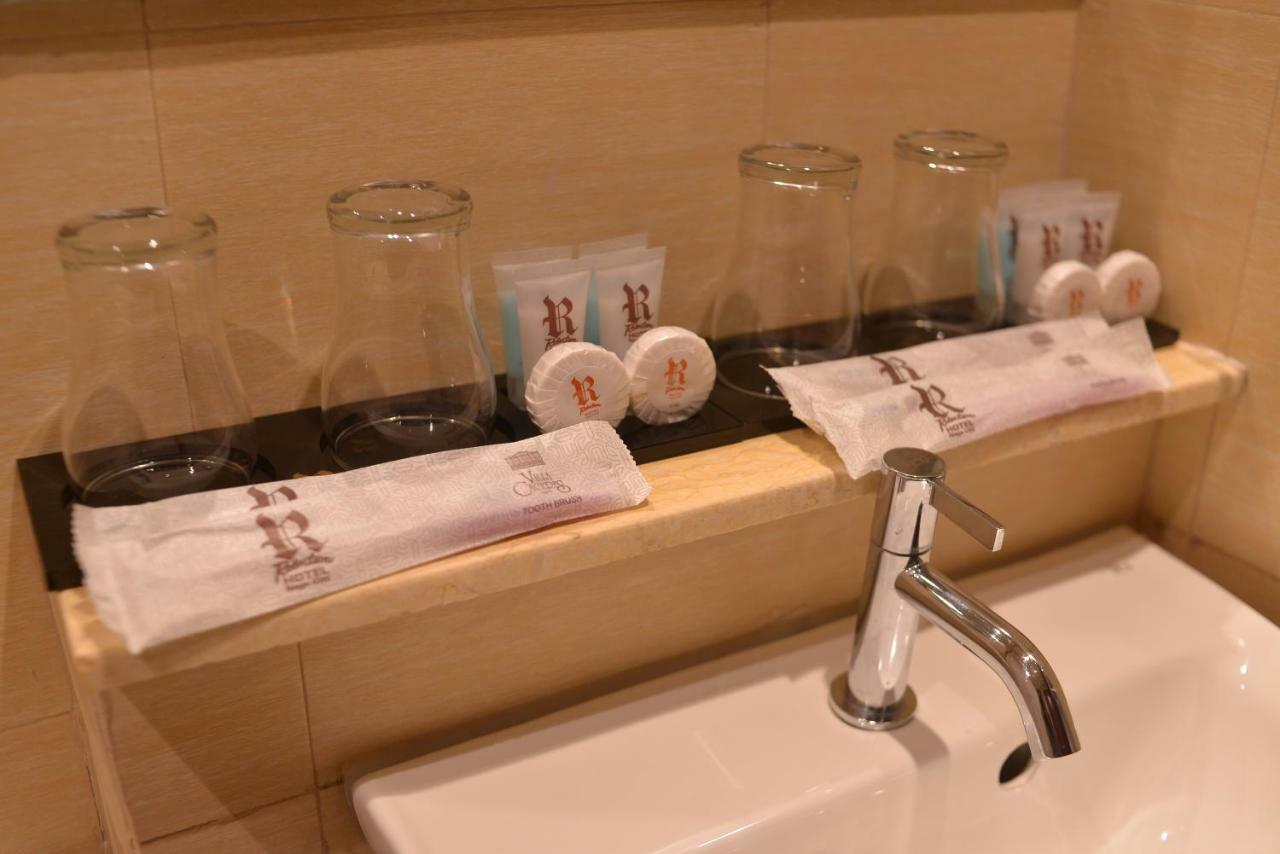 Robertson Hotel Нага Экстерьер фото
